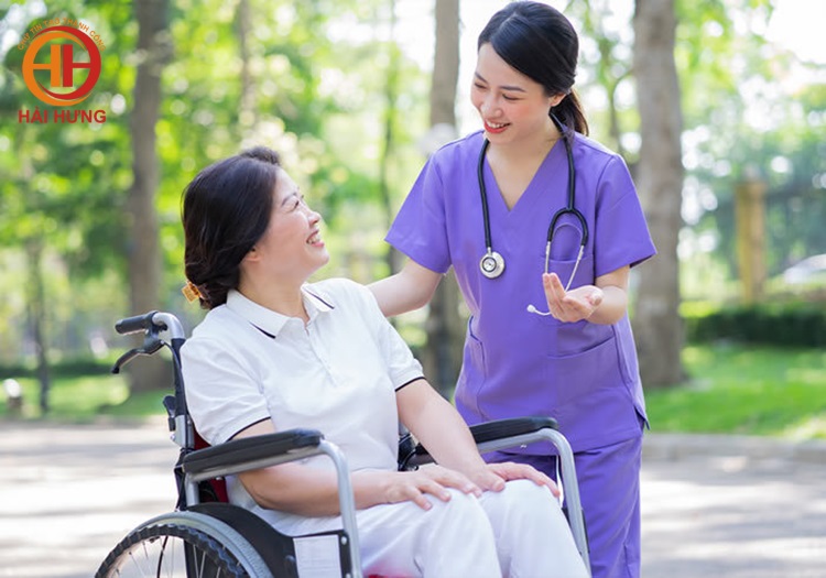 Phân biệt nghề y tá và điều dưỡng tại Việt Nam